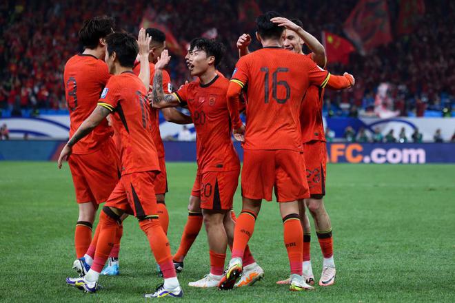 AYX官网-包含国旗足球挑战赛，弘扬爱国精神的词条