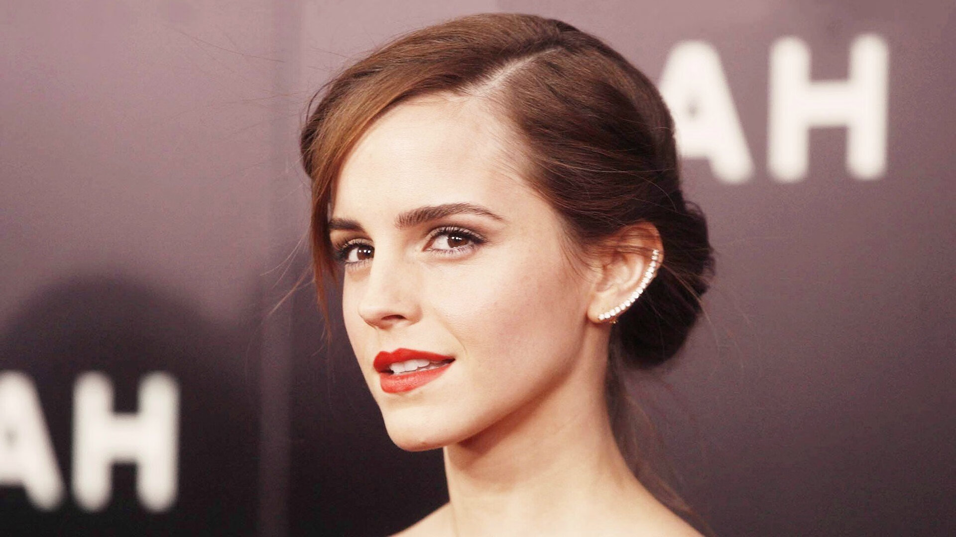 爱游戏体育（AYX）官方APP下载-“巅峰对决：两大豪门的豪华对抗”，巅峰对决综艺