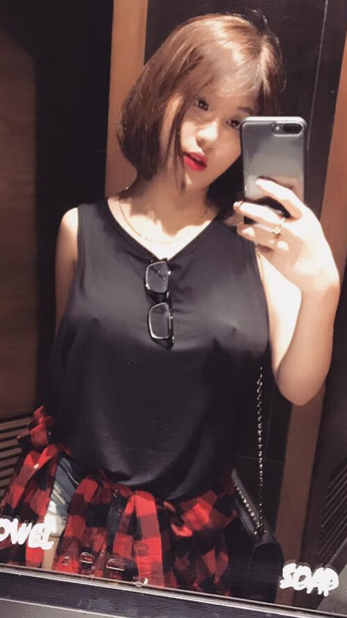 伯恩茅斯客场逆转获胜,连续两轮胜利,球队上升势头强劲,伯恩茅斯比赛直播