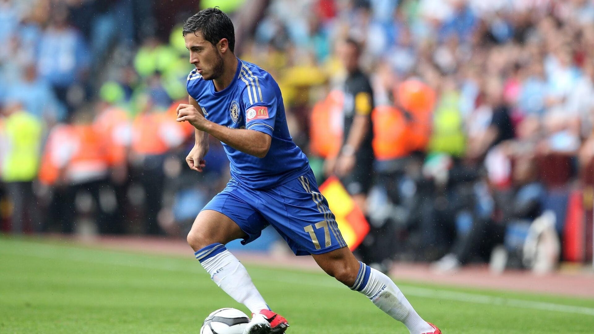 西甲俱乐部不断加强国际化合作，拓展海外市场，西甲各俱乐部关系